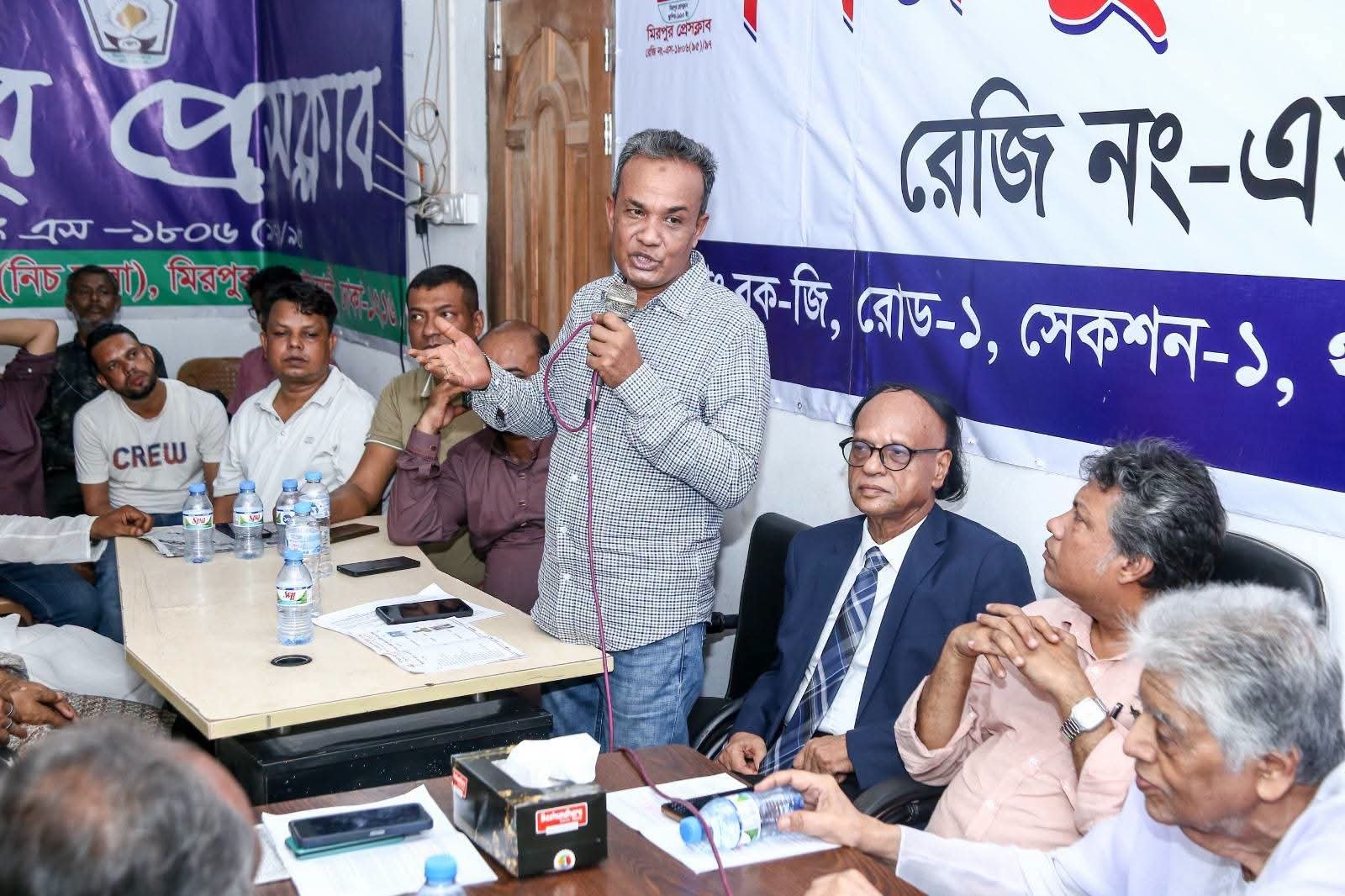 ইলিশ সম্পদ রক্ষা করতে হলে অক্টোবরের আগে জেলেদের নৌকা জাল জমা নেওয়ার প্রস্তাব-আহমেদ আবু জাফর